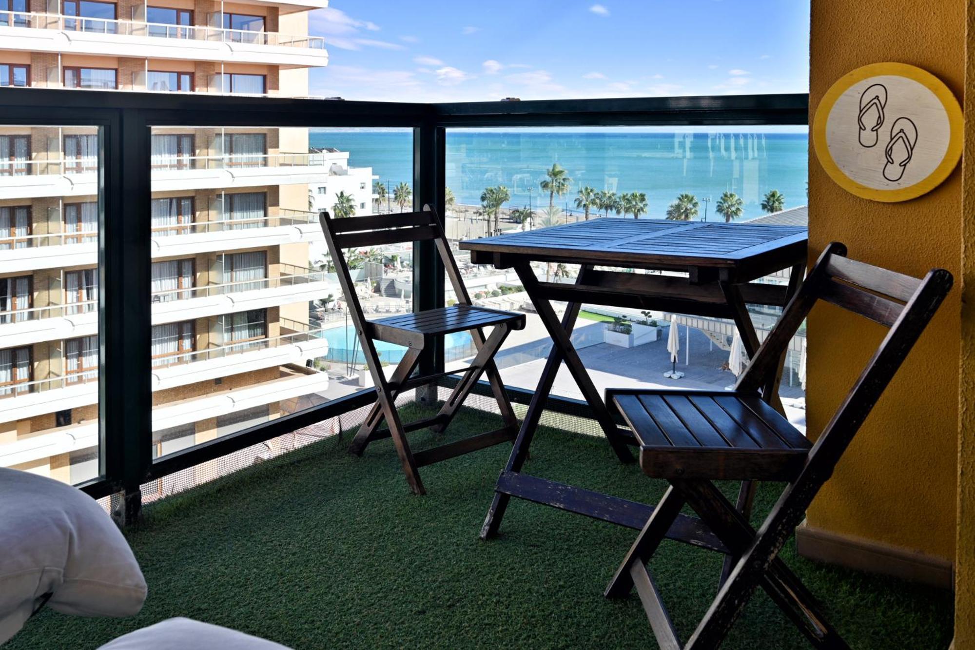 Love Rent4 Malaga Playa Del Bajondillo Torremolinos Ngoại thất bức ảnh